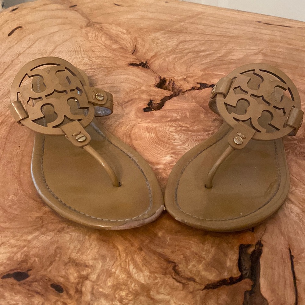 TORY BURCH MILLER SANDALS SZ 10